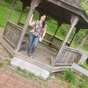 Meet your Posher, Ofelia